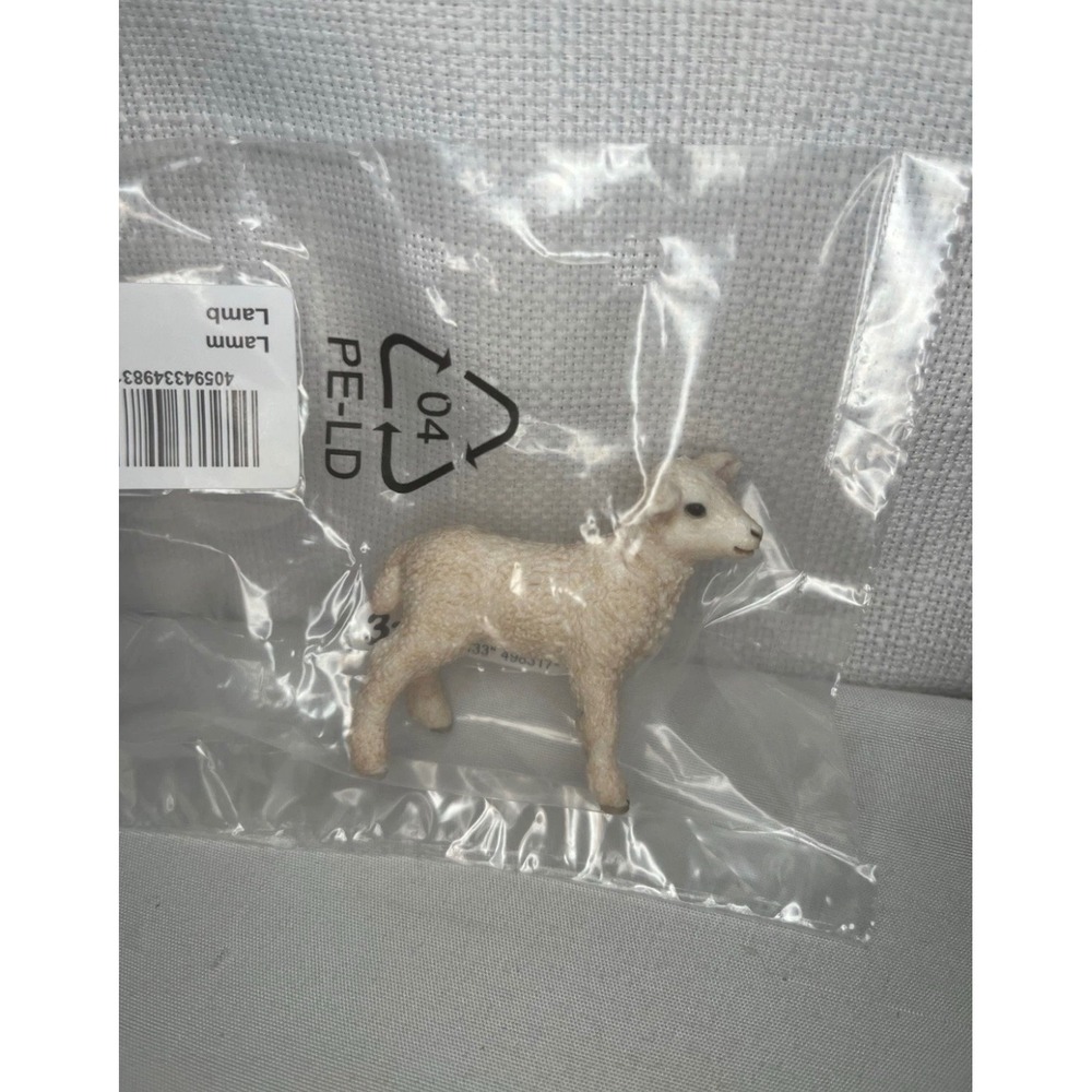 Schleich Farm World Lamb Sheep Animal Figurine 13883 New in Bag